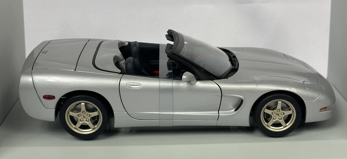 UT Chevrolet Corvette Contemporary Manufacture Diecast Cars for