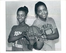 1990 Press Photo HS Basketball Players Sonya Lewis & Precious Drayton of Boston