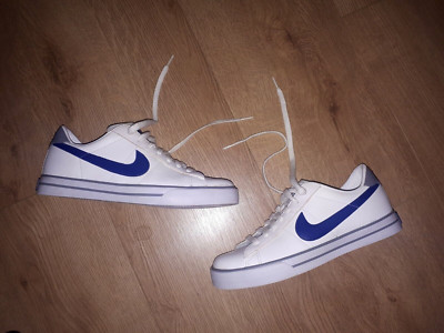 Nike BRS Classic blue Swoosh Herren Sneaker Größe 42,5 / UK 8 top Zustand