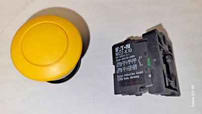 Eaton  M22-k10  used block switch + push button