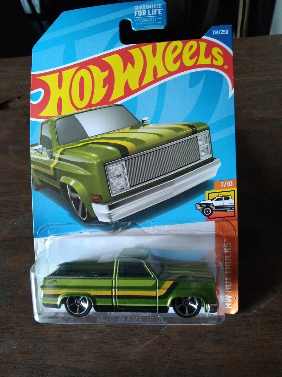 Hot wheels 83 sales chevy silverado real riders