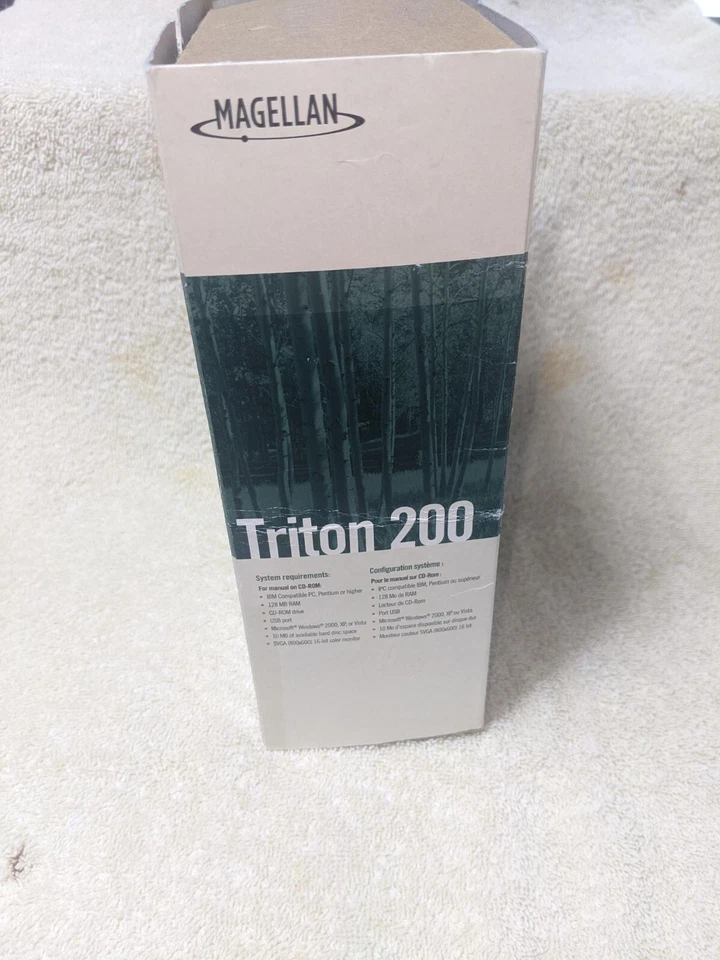 Magellan Triton 200 GPS Bundle NICE Handheld WATERPROOF Cord & Map Disc - Image 3 of 4