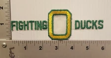 1970's / 1980's OREGON FIGHTING DUCKS EMBROIDERED PATCH VINTAGE NCCA