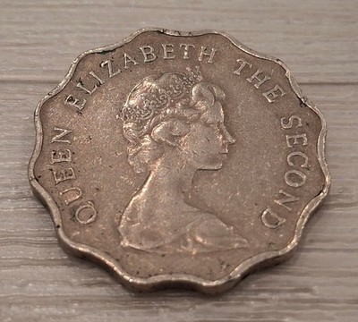1980 Queen Elizabeth The Second Hong Kong $2 Two Dollar Coin CIRCULATED SCALLOP