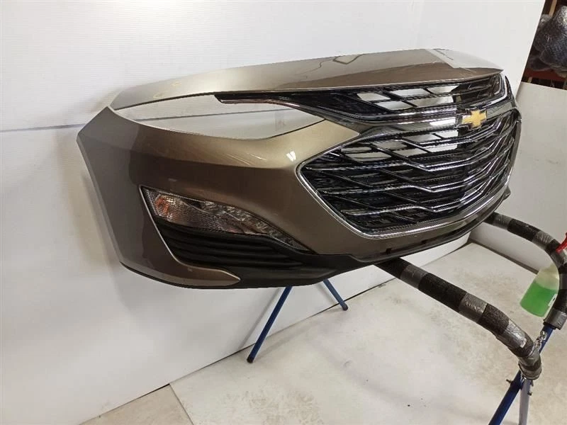   Bronze Front Bumper from 2023 Chevrolet Malibu 10668893 — 第 2/4 张图片