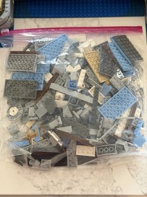 LEGO Creator: London Tower Bridge (10214) RETIRED Incomplete