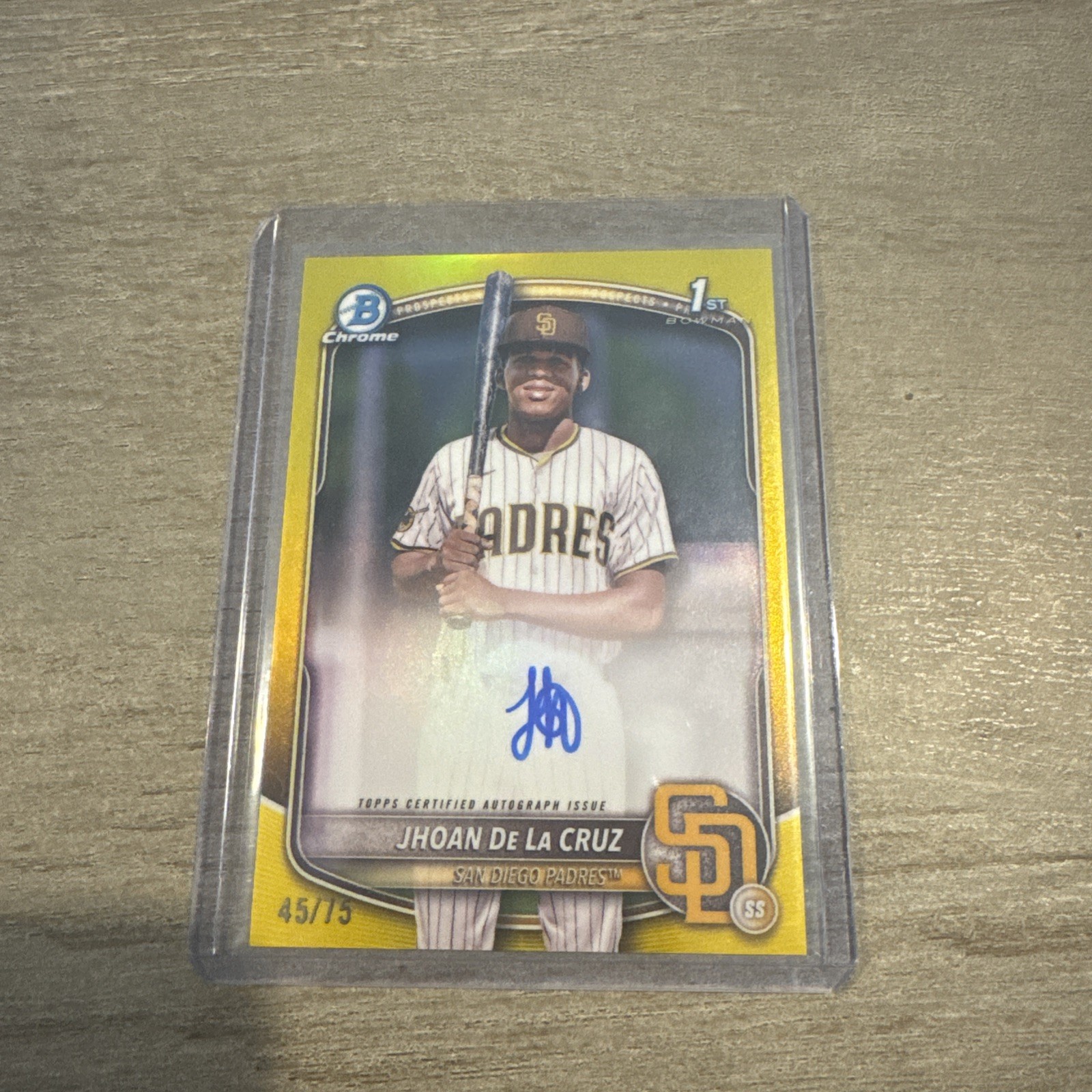 2025 Bowman Chrome Jhoan De La Cruz Auto Yellow Refractor 1st Prospect 45/75!! 