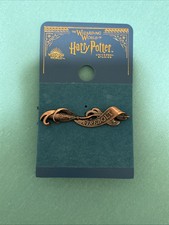 Universal Studios Harry Potter Nimbus 2000 Broom Quidditch Pin New with Card