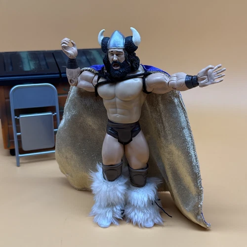 Jakks Pacific WWE WWF Classic Superstar Action Figure The Berzerker Rare 2004