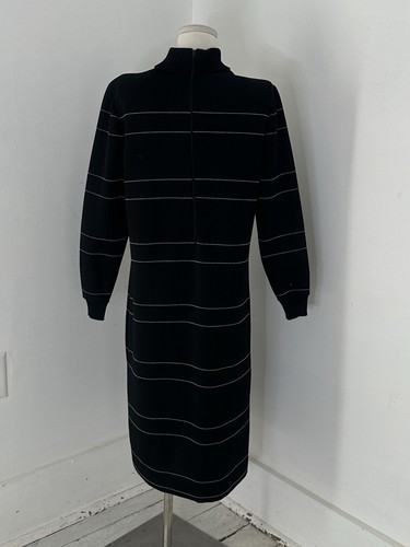 Vintage 60s Black White Mod Poly Knit MIDI Dress Volup, $40 - Photo 2