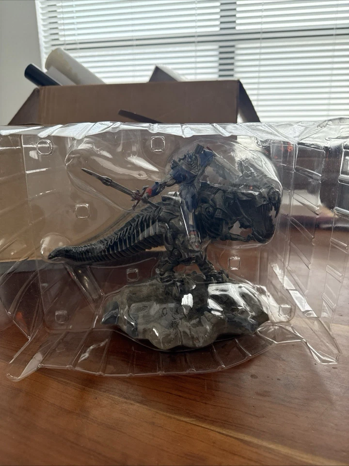 Transformers Age of Extinction Limited Edition Statue Grimlock Optimus No Movie - Image 2 of 2