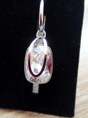 100% Original Swarovski Ohrringe Farblos/Diamant L/B 3,2cm/1,2cm Rohdiniert=NEU