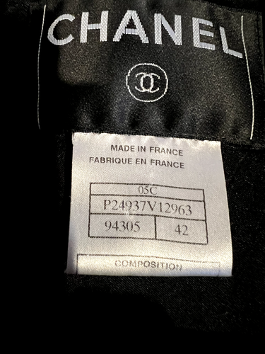 CHANEL 05C VINTAGE DEVIL WEARS PRADA NEW BLACK TWEED JACKET GOLD PATCH 42-40 - Picture 7 of 19