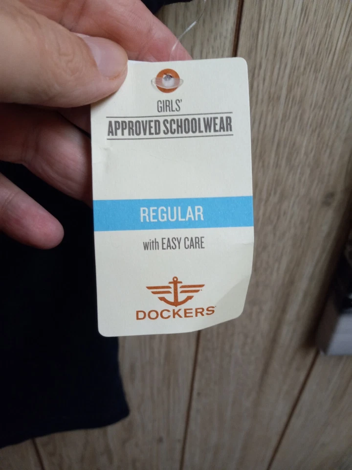 Uniforme de Dockers azul marino para niños pequeños y niñas talla 4 Foto 2 de 3