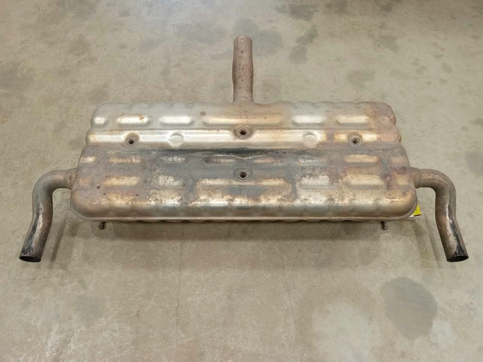 Silenciador de escape trasero Chryler 200 2015-2017 sedán 2,4 L genuino OEM 68143189AF Foto 3 de 4