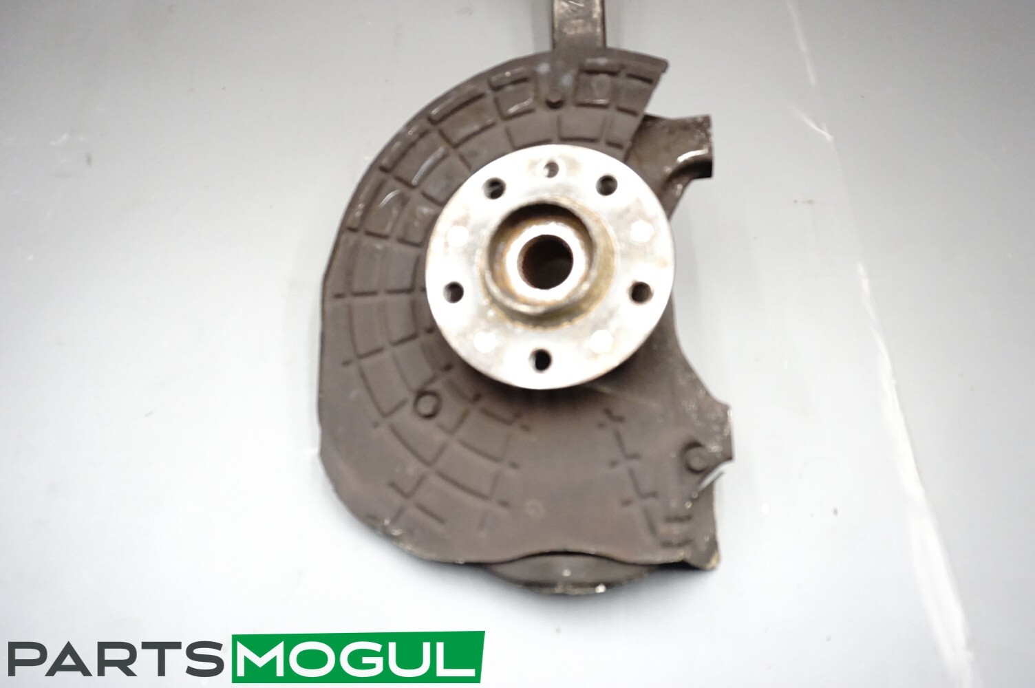 2014-2020 MASERATI QUATTROPORTE RIGHT PASSENGER FRONT SPINDLE KNUCKLE HUB OEM