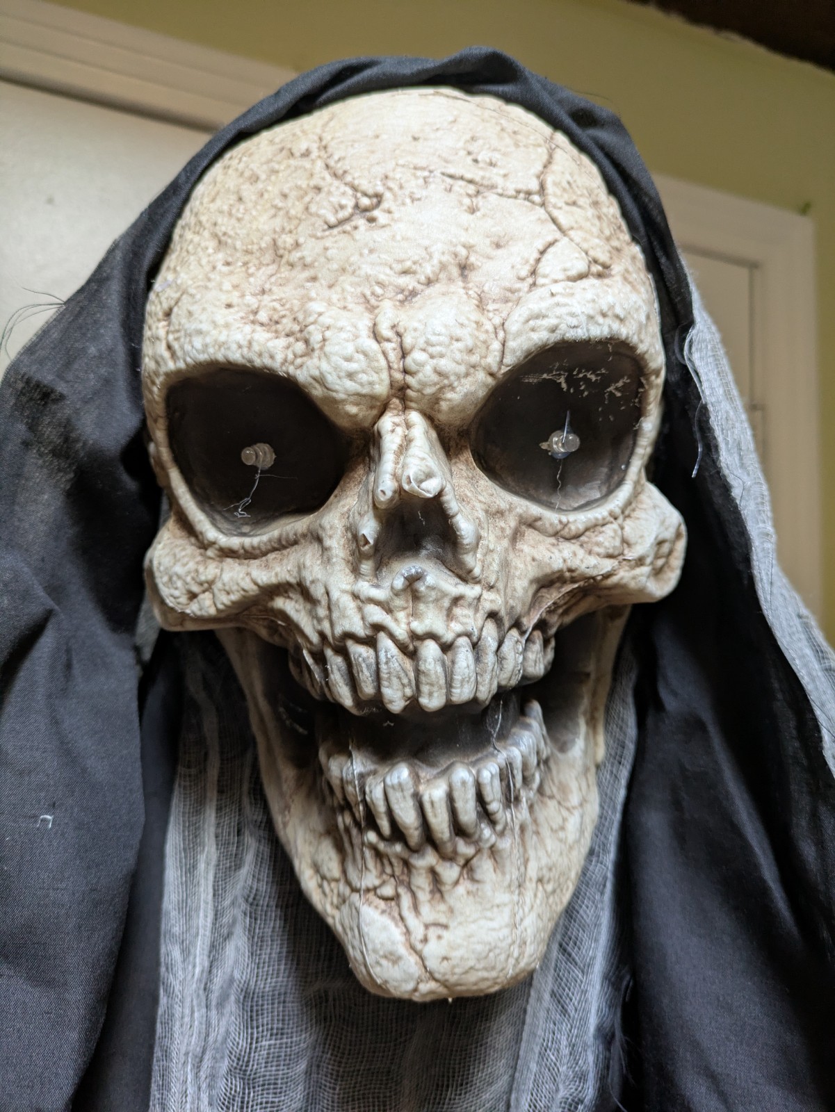Haunted hill farm animatronic grim reaper with lantern Halloween prop 70" spooky