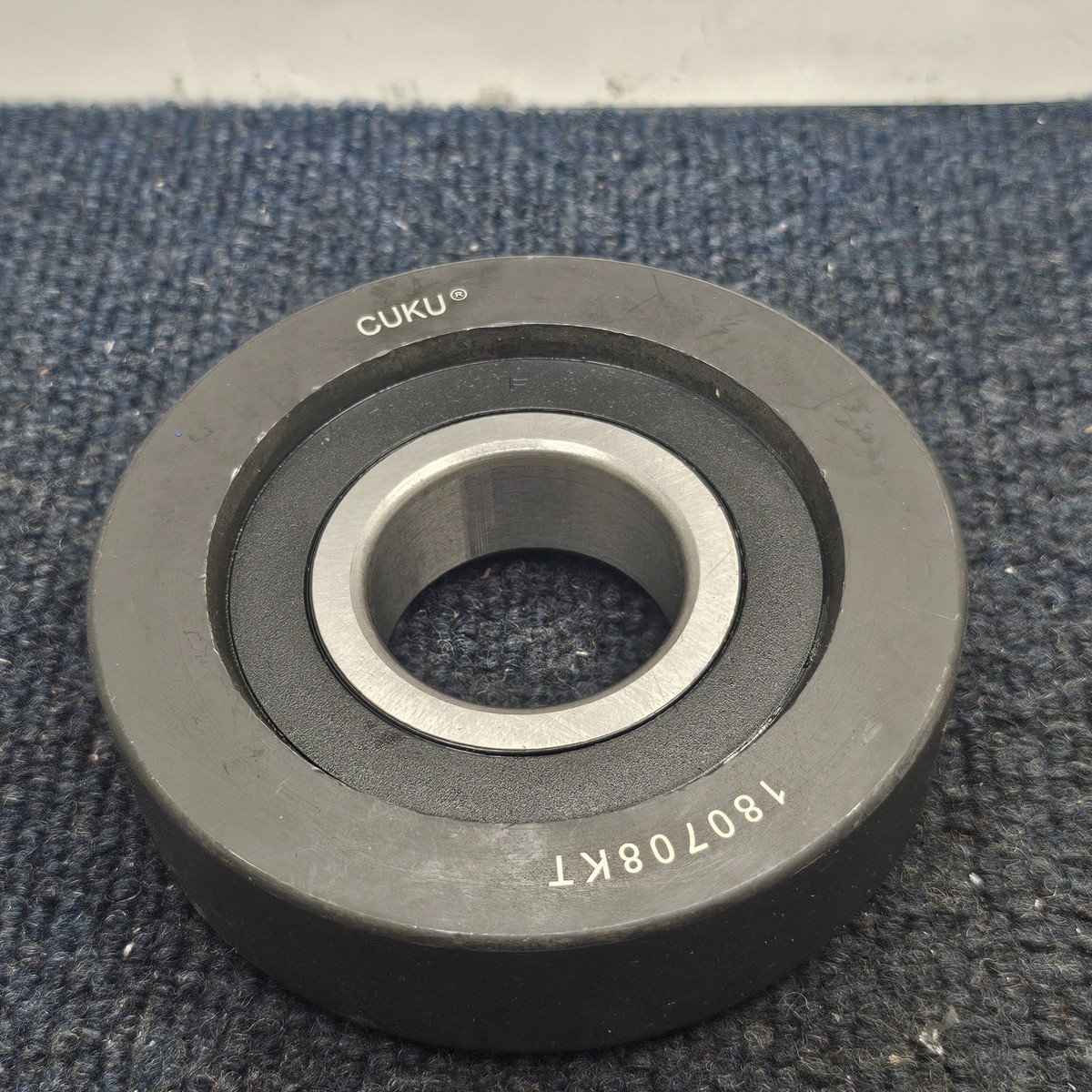 CUKU 180708KT Mast Lateral Roller Black | eBay