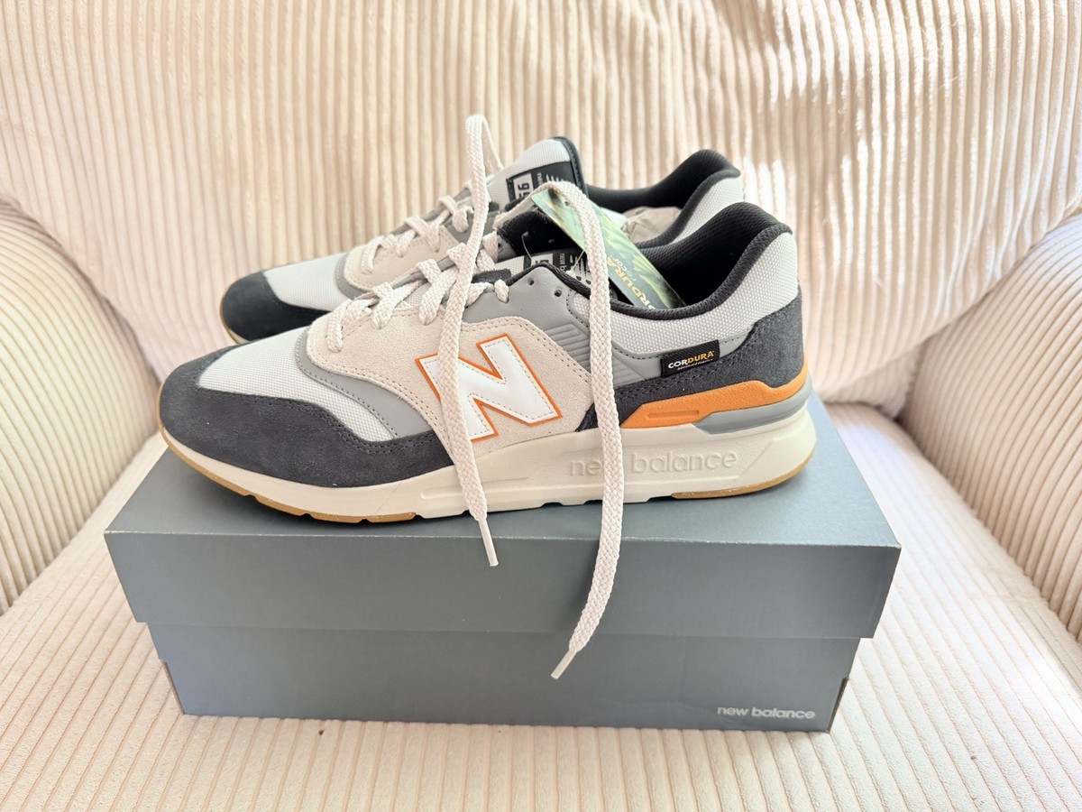 NEW BALANCE 997H Cordura Workwear Beige Black Men display picture 1