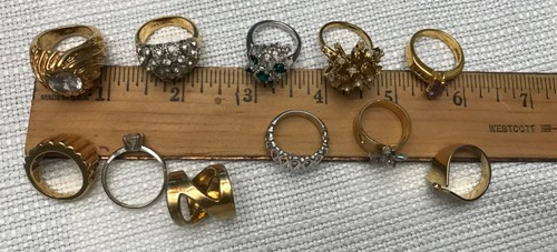 11 Vintage Gold Electroplated Rings! Total Weight 73 Grams 14 and 18KT HGE - Picture 8 of 12