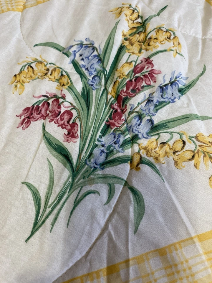 JC Penney Queen Comforter +2 Pillow Shams USA Floral Yellow Plaid - Image 4 of 4