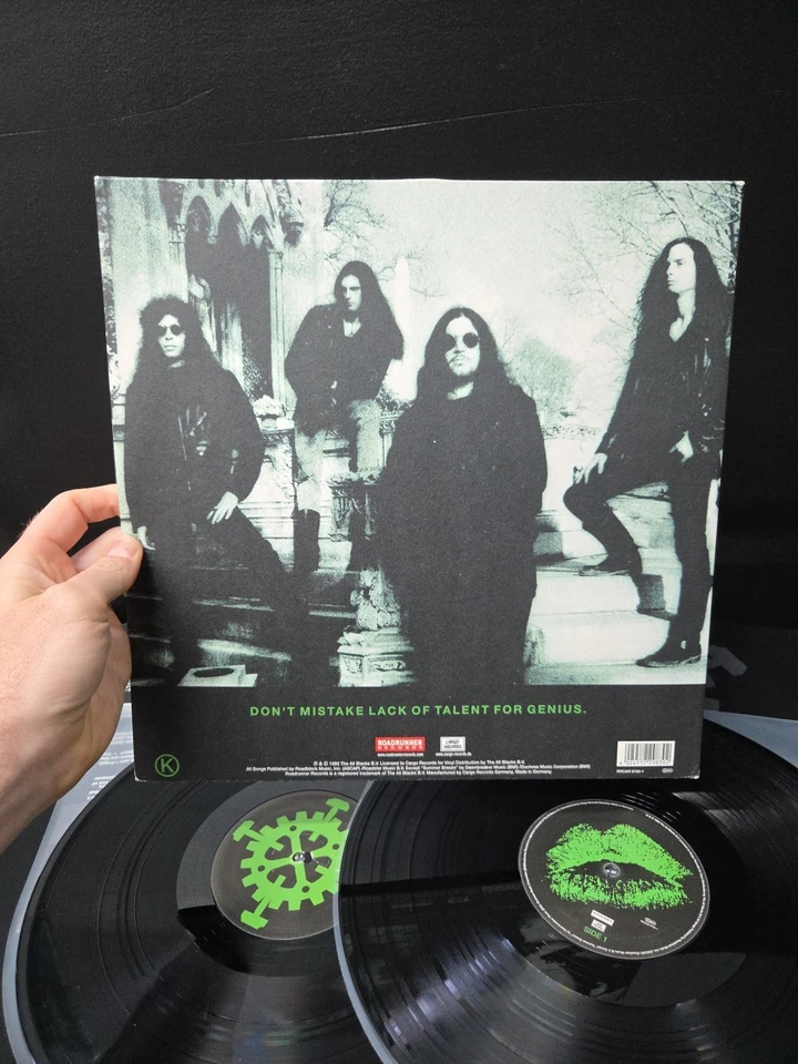 Type O Negative Bloody Kisses 2lp Vinyl 2007 2nd Earliest Press W/Inserts EX/EX - Imagem 3 de 4