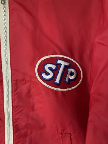 Chaqueta Rompevientos Roja Pequeña Vintage Años 70 STP Richard Petty Parches - Imagen 2 de 9