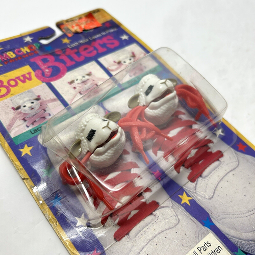 Lamb Chop Bow Biters Shoe Lace Accessories Vintage Brookside 1993 Rare HTF - Picture 3 of 14