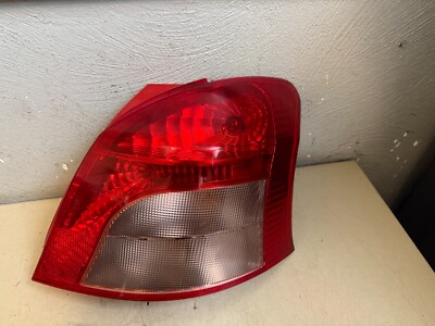 Toyota Yaris II XP9 P9 1.4D 66kW 2007 Rücklicht Rückleuchte Rechts