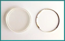 OMEGA - Original Plastic Plexi-Glass - Diameter 33.15 x 4.50 mm (NEW OLD STOCK)