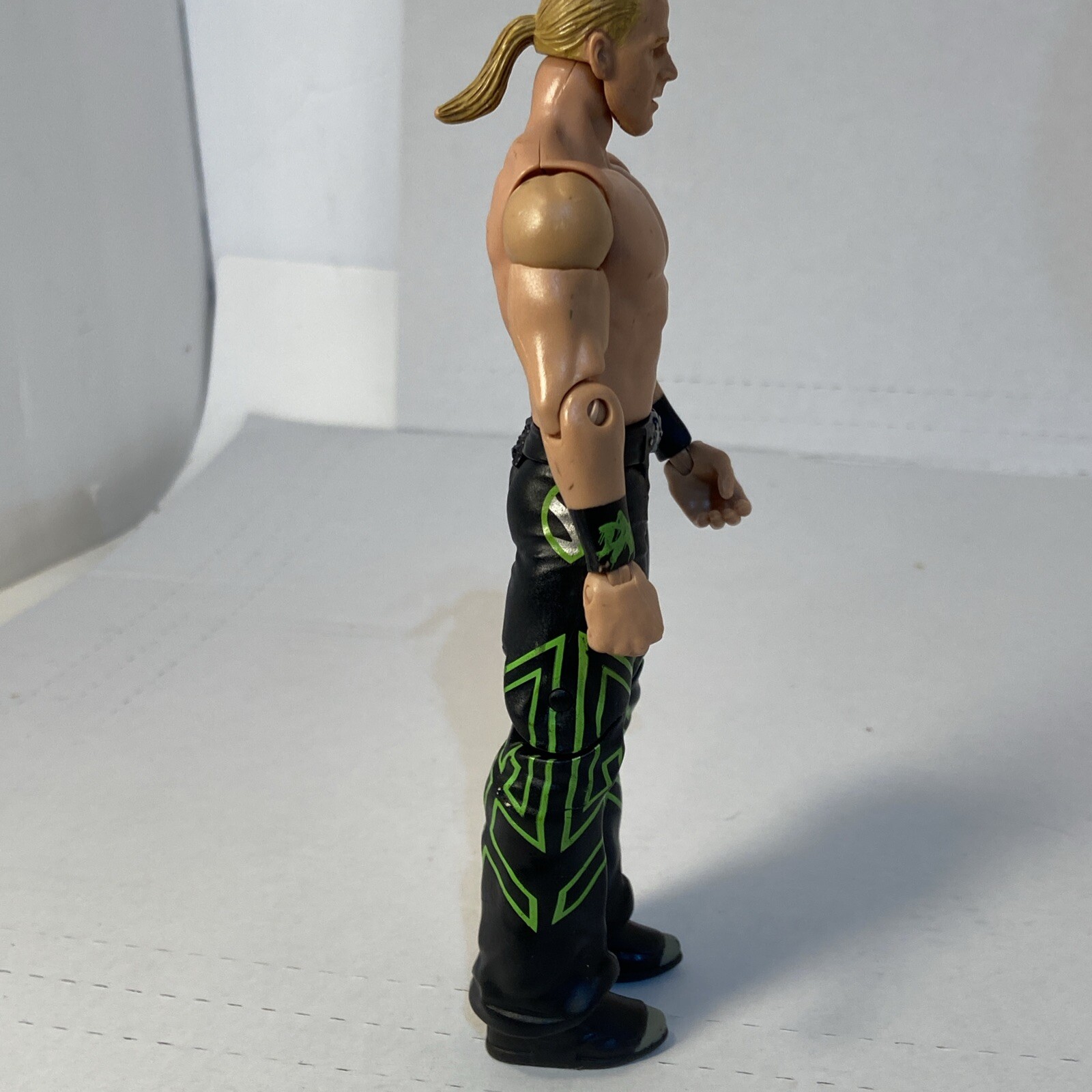 Picture 9 of 16