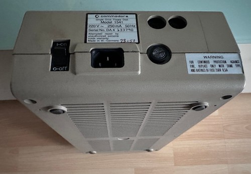 Disque dur 1541, Commodore C 64, testé, fonctionne #05 25 - Photo 8 sur 15