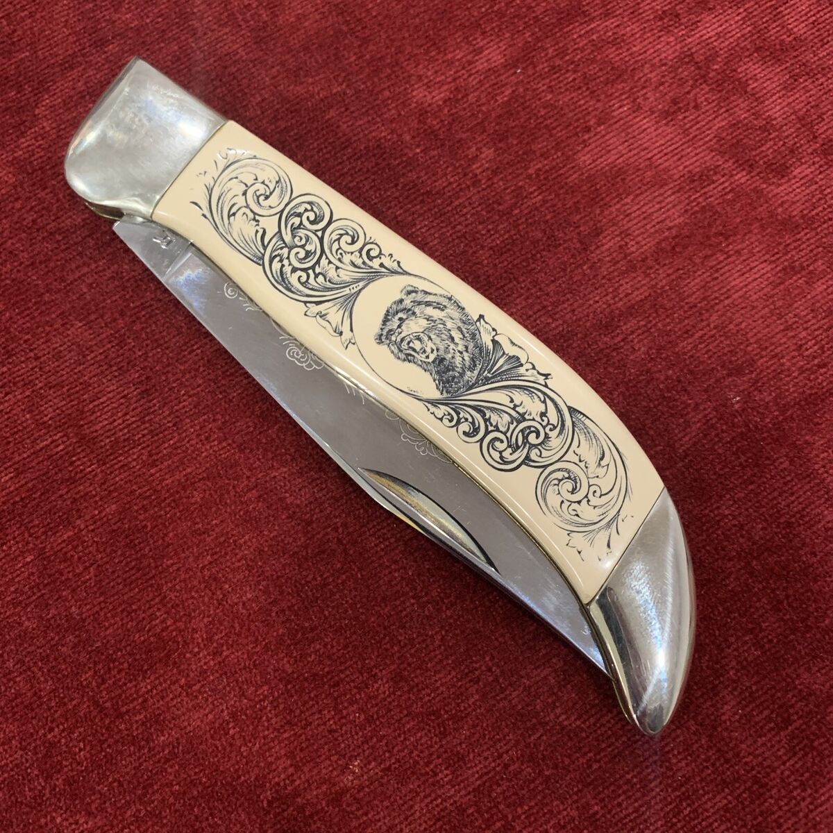 KA-BAR GRIZZLY CLASP KNIFE CK88 SCRIMSHAW 1988 COLLECTORS KA-BAR GRIZZLY CLASP KNIFE CK88 SCRIMSHAW 1988 COLLECTORS
