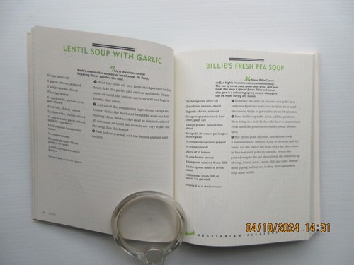 Quick Vegetarian Pleasures: More than 175 Fast, Delicious, and Healthy Meatless - Picture 2 of 4