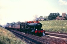 PHOTO  GWR LOCO NO 5933 AT RUSCOMBE HENLEY TO PADDINGTON 27561