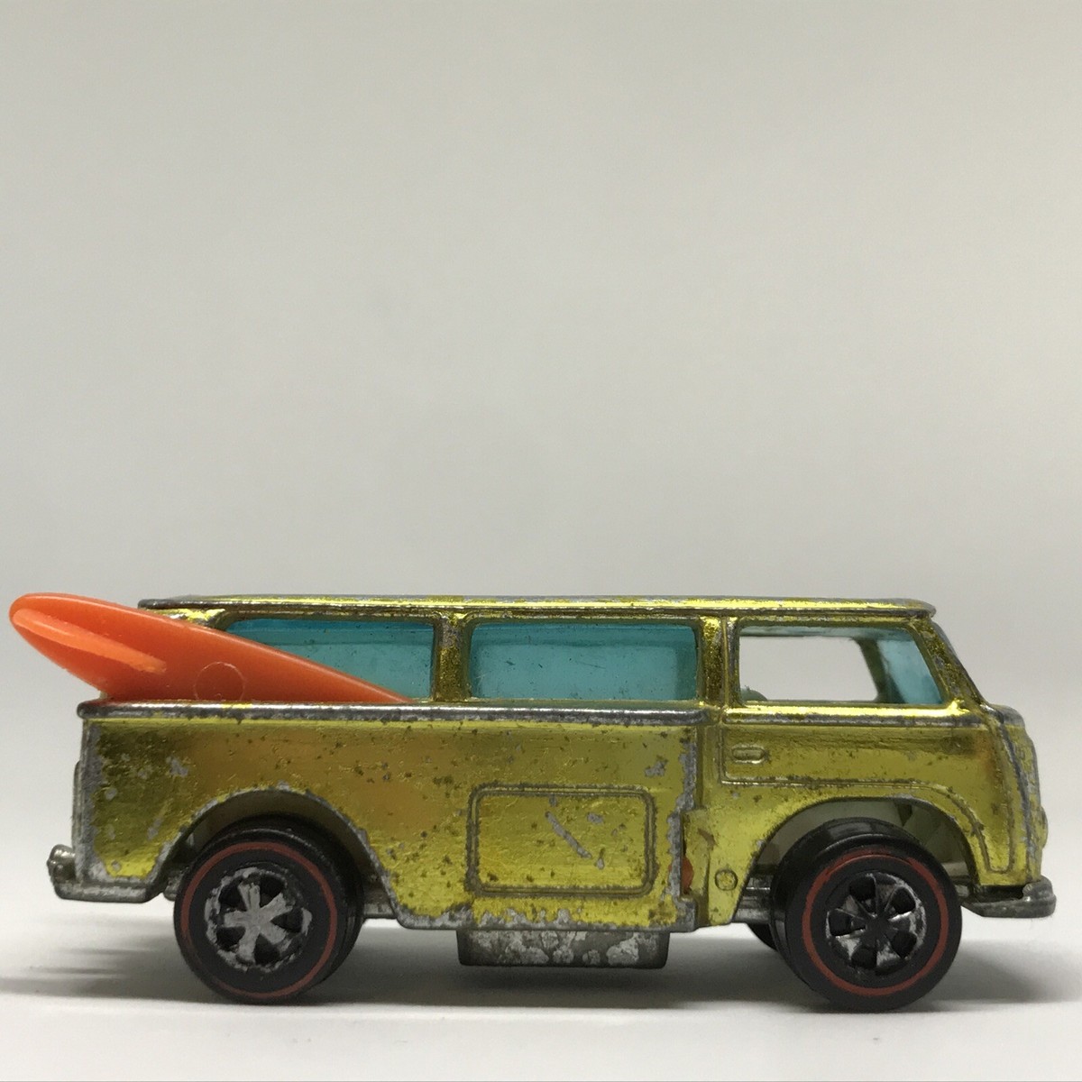 Hot Wheels Redline Volkswagen Beach Bomb 1969 Rare Yellow White