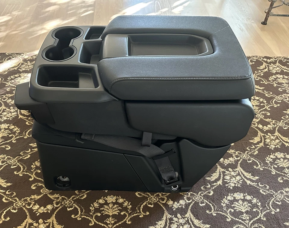 2024 GMC SIERRA 2500HD SLE CENTER JUMP SEAT CONSOLE ARM REST STORAGE CLOTH - Image 2 of 4