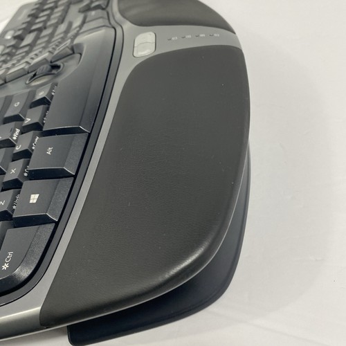 Microsoft Ergonomic Keyboard 4000 KU-0462 USB mit Front Raiser - getestet - Bild 11 von 14