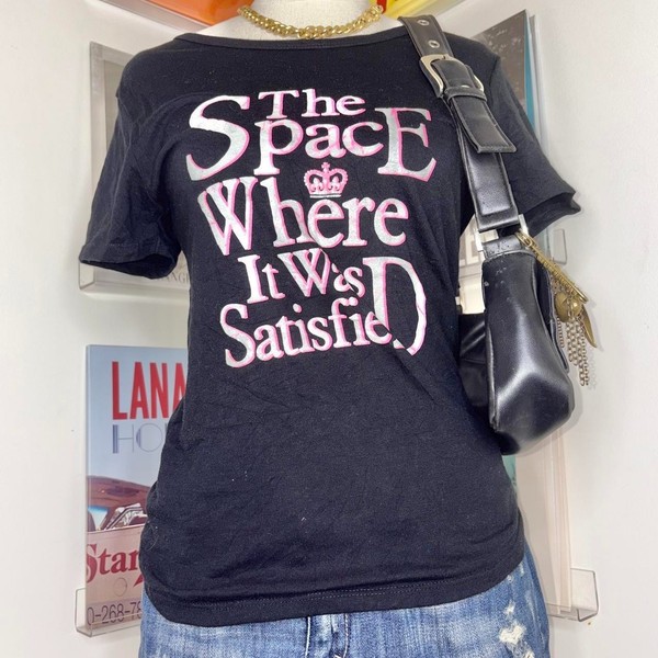 2000s y2k graphic baby tee