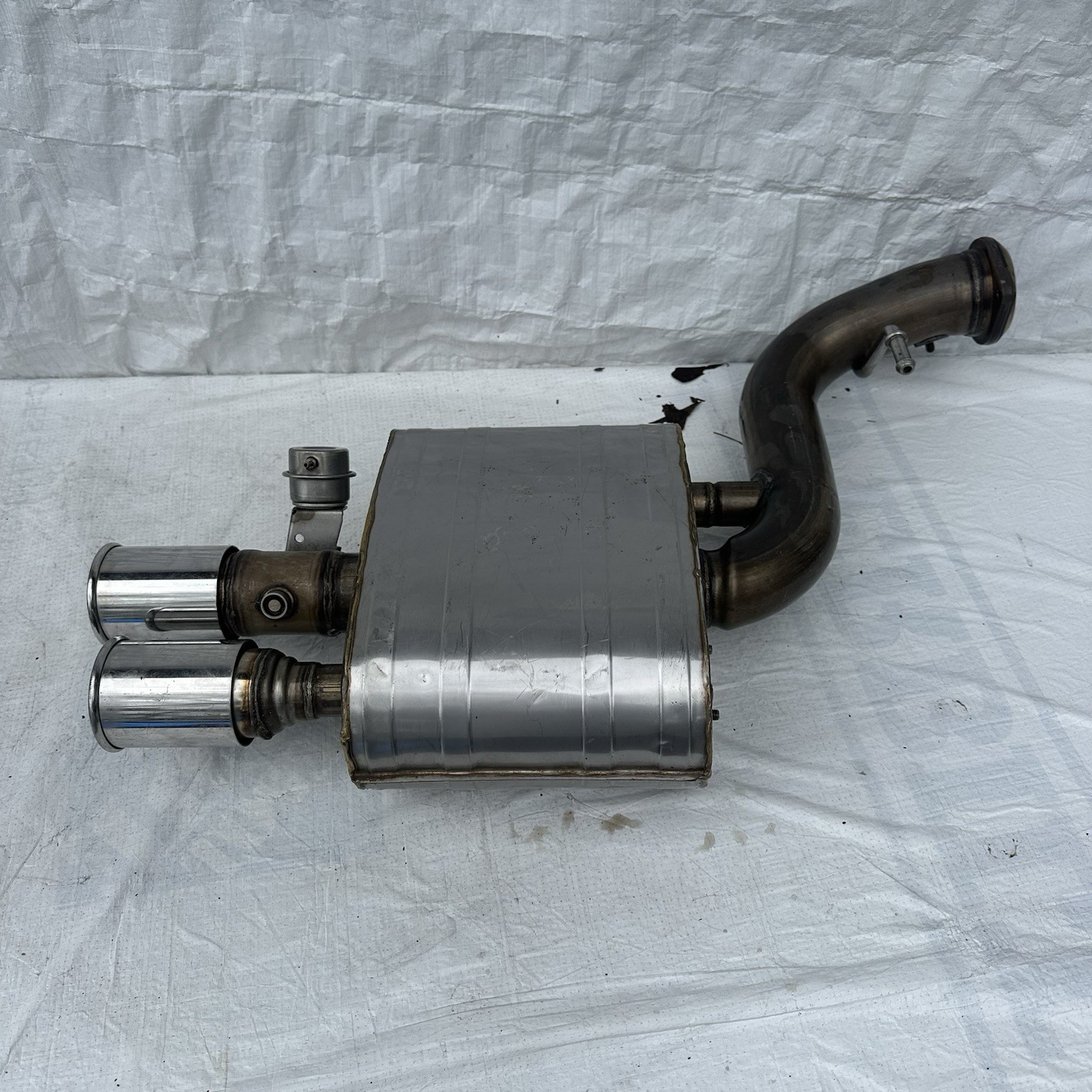 Ferrari 599 GTB Right and Left  Muffler Exhaust Silencer P/N#220194/220193 OEM