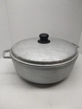Vintage IMUSA 12” Aluminum Pot With Lid Caldero Colombia Pre-owned