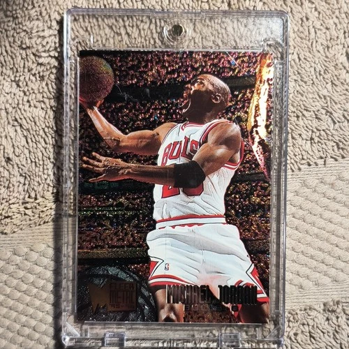Fleer 1995-96 Fleer Metal Michael Jordan Base Set #13 Chicago Bulls