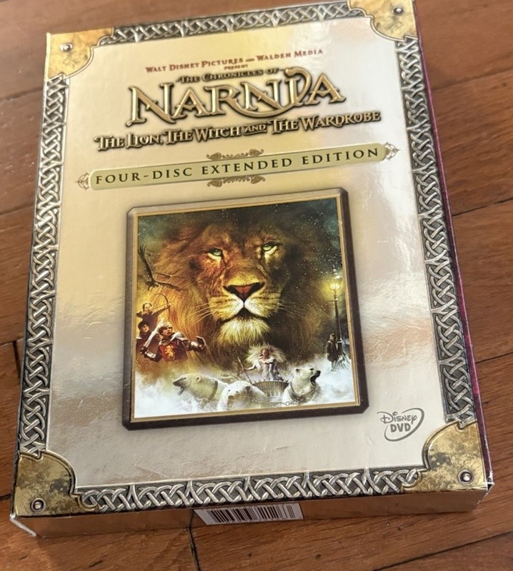 Walt Disney Pictures Chronicles of Narnia: Lion Witch Wardrobe DVD 4-Disc Ext