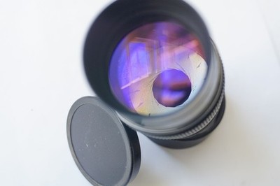 PENTACON  /  ORESTEGOR    4,0  / 200 mm,  '' CHARAKTERLINSE '' 15  Lamellen,   M42