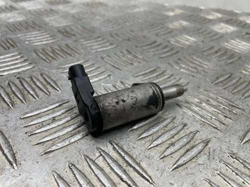 AUDI A4 8K2, B8 Einlassscheibenventil 06H103697A 2.00 Petrol 2010 30989200