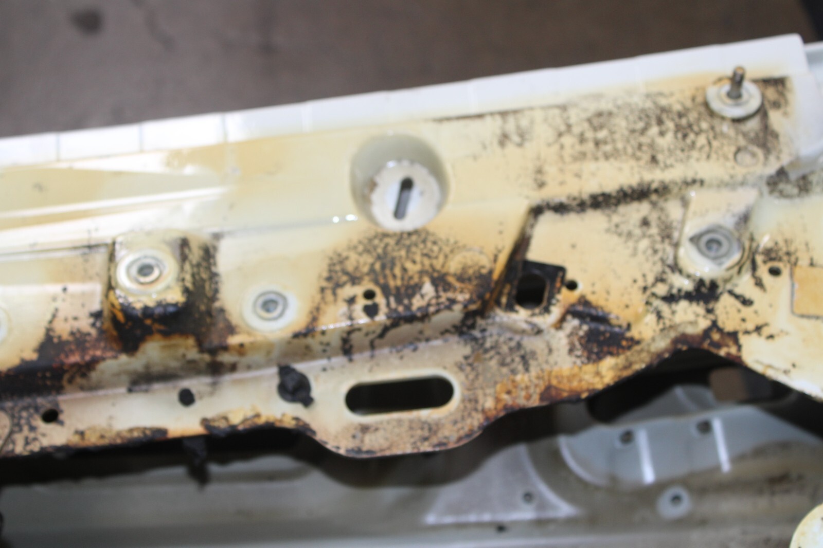 Ferrari GTC4 Lusso, RH, Right, Front Door Shell, Fire Dmg, Used, P/N 86655211