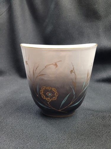 Vintage Rosenthal Germany Porcelain Kunstabteilung Selb Vase Hand Painted Signed - Picture 2 of 13