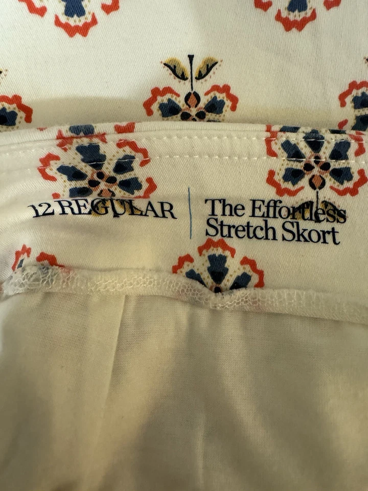 Croft & Barrow "Effortless Stretch Skort" Talla 12 con Skort Estampado Geométrico - Usado en Excelente Condición Foto 4 de 4