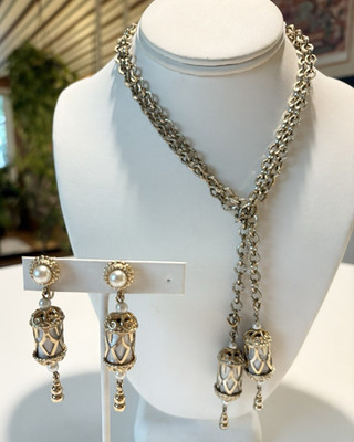 Vintage Emmons Magic Lantern Lariat 37'' Necklace & Matching Clip Earrings Set