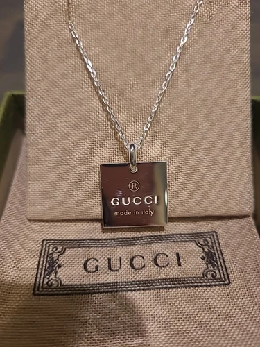 Collana con ciondolo quadrato placca argento sterling Gucci nuova